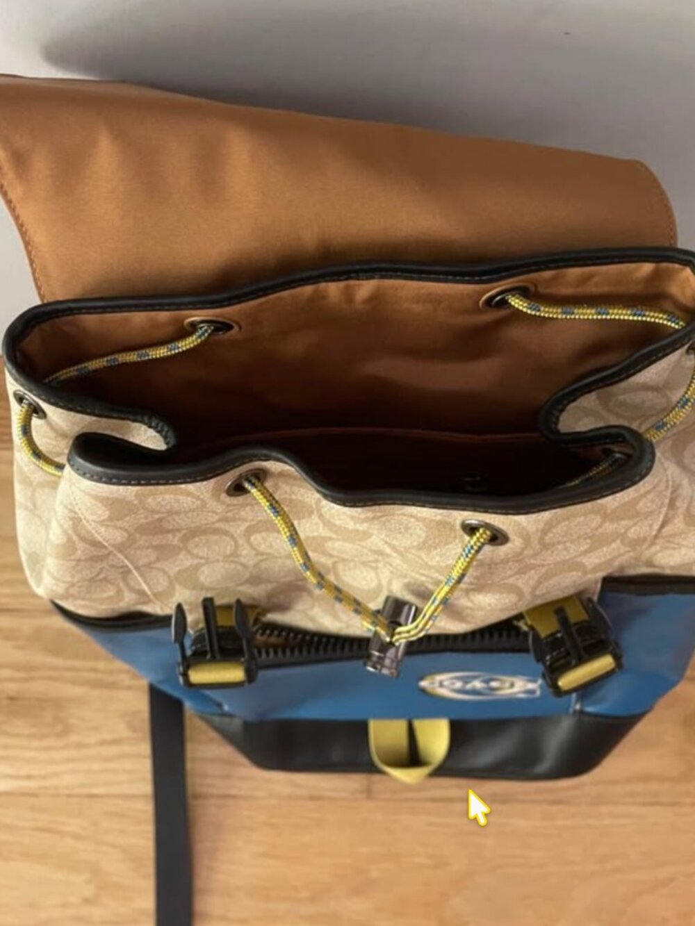 Coach Track Backpack in Color Block Signature Canvas - Picture 4 of 4